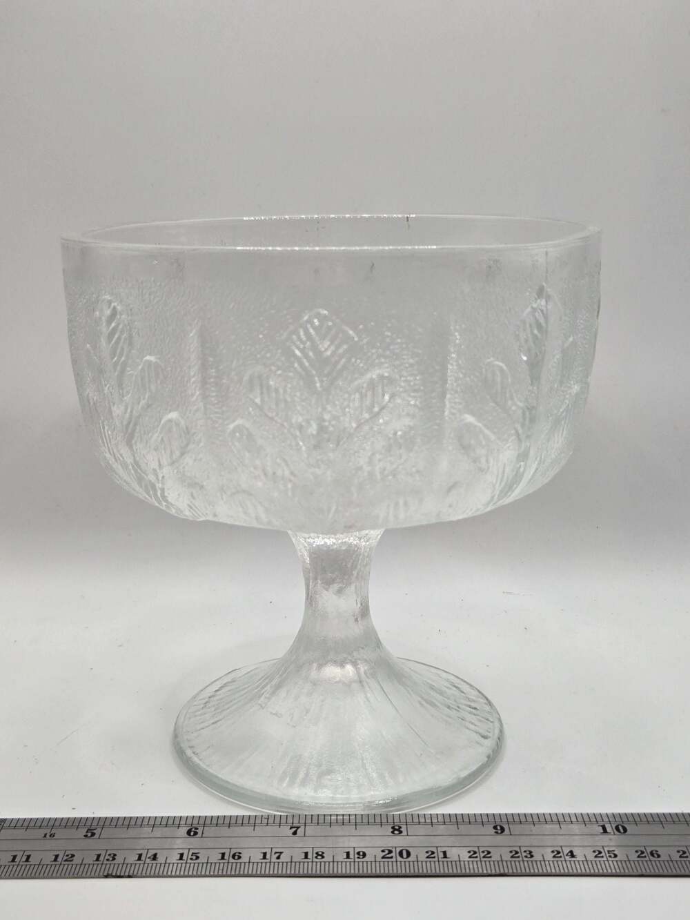 VTG FTD 1978 Oak Leaf Pattern Wide Goblet Candy/nut Dish, Trinket/catch-all